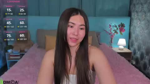 Snapshot of megan_williamms chatting on 10-21-25, 09:21 Megan online show from 10-21-25, 09:21