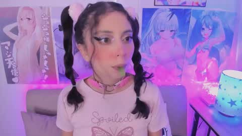 Snapshot of megan_yagami chatting on 12-12-24, 08:25 Megan online show from 12-12-24, 08:25