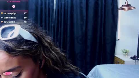 M E G A N   online show from 12-02-24, 08:44