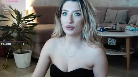 Snapshot of meganblazex chatting on 05-18-26, 06:58 Megan online show from 05-18-26, 06:58