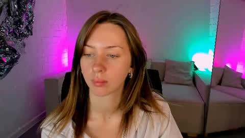 Megan online show from 06-09-26, 05:08
