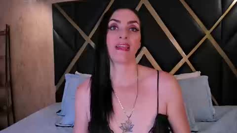 Snapshot of meganhofman chatting on 09-10-25, 08:31 Megan Hofman online show from 09-10-25, 08:31