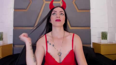 Snapshot of meganhofman chatting on 10-04-25, 11:41 Megan Hofman online show from 10-04-25, 11:41