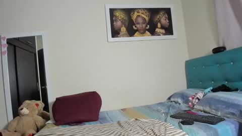 megan        online show from 12-22-25, 04:31