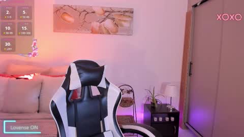 megan lake online show from 03-26-26, 12:55