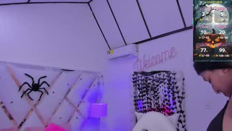 Snapshot of megann__up chatting on 10-19-25, 07:58 Megan  online show from 10-19-25, 07:58