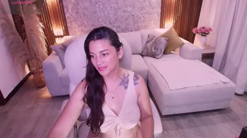 Snapshot of megann_williamss chatting on 11-10-25, 07:57 Megan online show from 11-10-25, 07:57