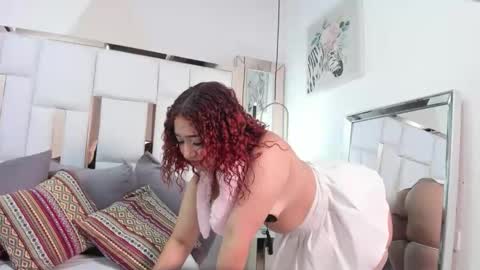 Snapshot of megannherrera chatting on 04-29-26, 11:11 Megan online show from 04-29-26, 11:11