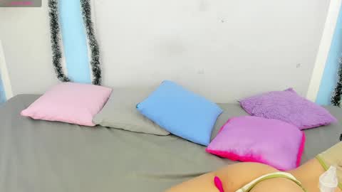 Snapshot of meganqueen2 chatting on 12-30-24, 05:02 Megan Queen online show from 12-30-24, 05:02