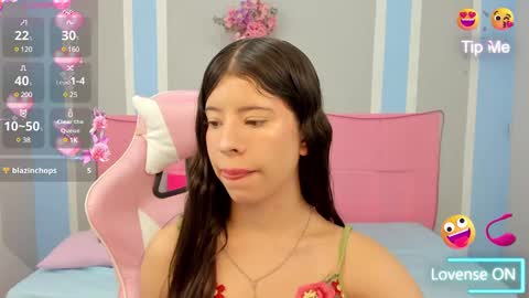 Snapshot of meganqueen2 chatting on 02-06-25, 01:21 Megan Queen online show from 02-06-25, 01:21