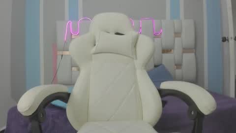 Megan Queen online show from 12-16-25, 12:21