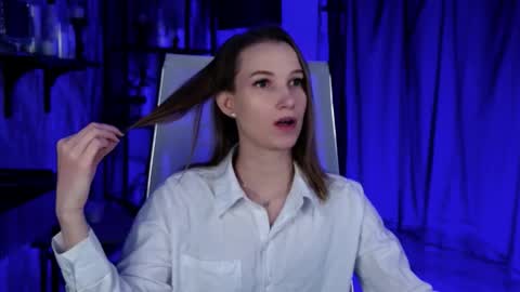 Snapshot of meganrodgers chatting on 03-05-26, 05:31 megan online show from 03-05-26, 05:31