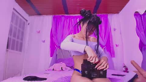 Snapshot of meganrouss7 chatting on 09-21-25, 10:39 Megan online show from 09-21-25, 10:39