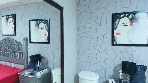 Megan online show from 04-09-26, 12:10