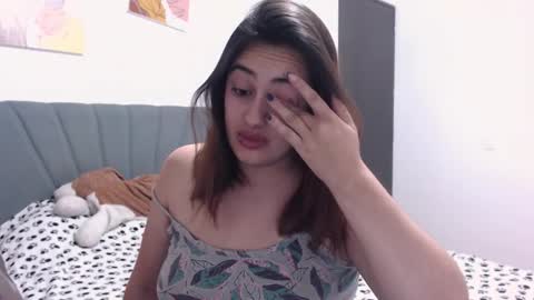 Snapshot of megansnow_ chatting on 10-03-25, 03:47 MEGAN online show from 10-03-25, 03:47