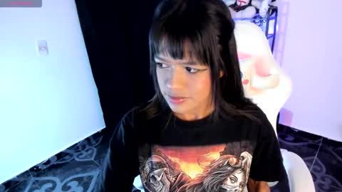 Megan online show from 01-12-26, 01:11