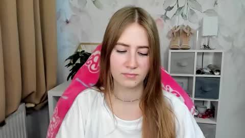 Megan online show from 12-05-25, 07:39