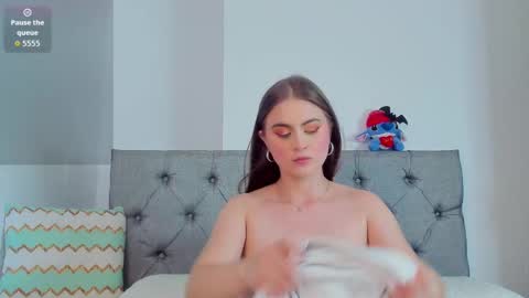 megansammy online show from 11-18-25, 06:56