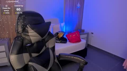 M E G A R A  online show from 01-07-26, 02:25