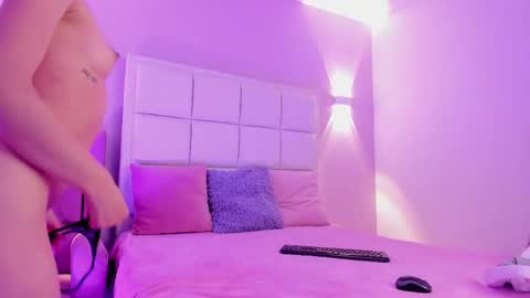 Snapshot of megga_bluee chatting on 09-13-25, 09:25 megga_bluee online show from 09-13-25, 09:25