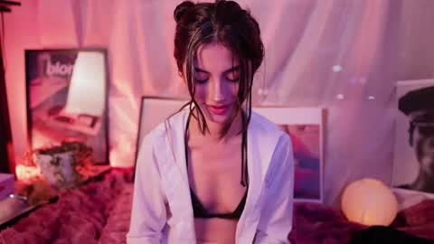 Snapshot of megga_bluee chatting on 10-29-25, 03:09 megga_bluee online show from 10-29-25, 03:09