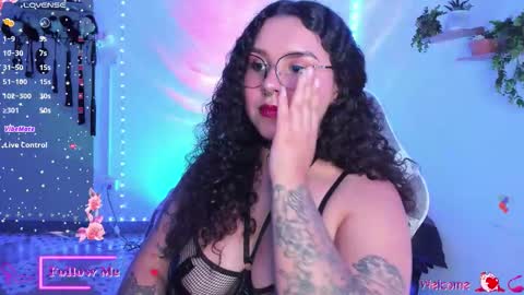   online show from 12-05-25, 03:26