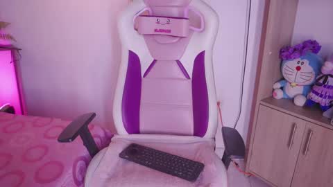 Meggie 1J online show from 11-13-25, 11:14