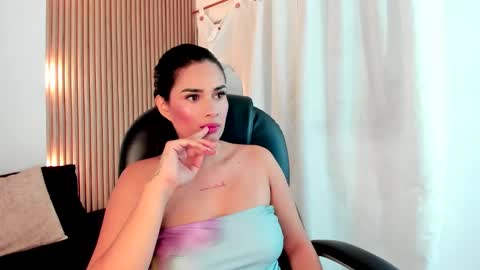 Meghan online show from 10-20-25, 01:11