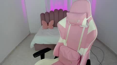 Meghan  online show from 03-08-26, 08:01