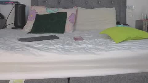 Meghan  online show from 04-28-26, 02:27