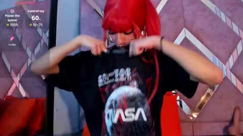 meghanqueen__ online show from 02-18-26, 04:30