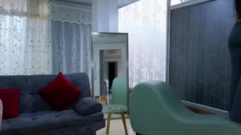 Snapshot of mei_naughtycat chatting on 02-17-25, 07:53 Mei online show from 02-17-25, 07:53