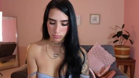 Snapshot of mei_naughtycat chatting on 09-13-25, 11:54 Mei online show from 09-13-25, 11:54
