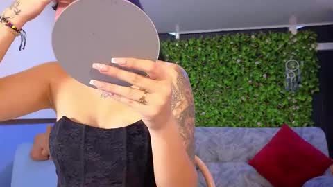 Mei online show from 12-01-25, 10:53