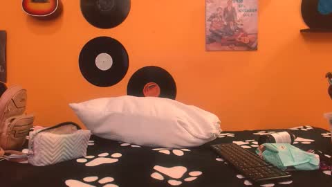 MEIS online show from 11-27-25, 02:02