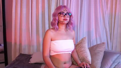 Snapshot of mekari_doll chatting on 05-17-26, 02:20 Mekari . online show from 05-17-26, 02:20