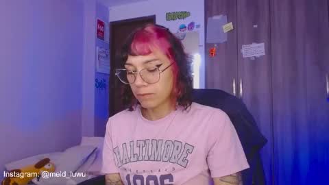 Snapshot of mel_dahlia chatting on 05-10-26, 10:15 Melissa - - Please help me to reach 100 thumbs up online show from 05-10-26, 10:15