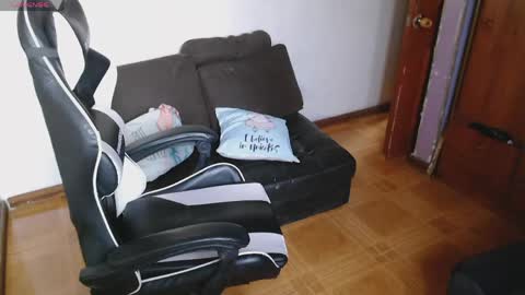 mel raise online show from 04-23-26, 10:34