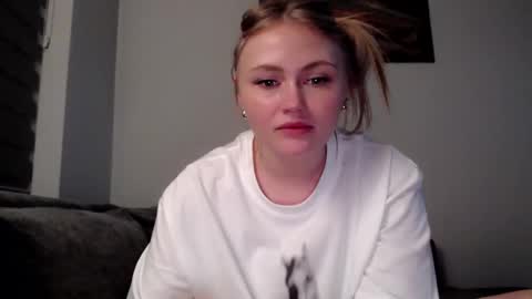 Melania online show from 02-19-25, 05:06