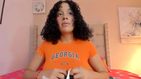 Snapshot of melania_xtreme chatting on 11-04-25, 02:10 melania_xtreme online show from 11-04-25, 02:10