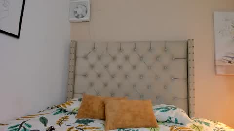 melania_xtreme online show from 04-01-26, 02:12