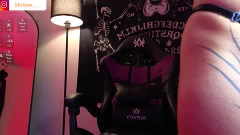 Snapshot of melanie_nyx chatting on 02-08-26, 02:15 Mel online show from 02-08-26, 02:15