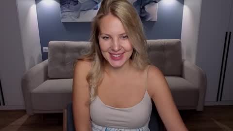 Melanie Bennett online show from 09-16-25, 06:14