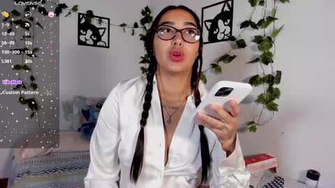 Snapshot of melanieecox chatting on 10-09-25, 11:47 Melanie online show from 10-09-25, 11:47