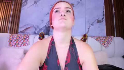 Snapshot of melanieklaus2 chatting on 06-24-26, 04:22 MELANIE online show from 06-24-26, 04:22