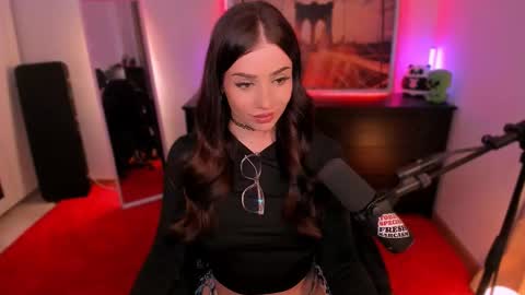 Melanie  online show from 03-19-26, 06:01