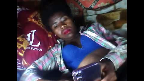 melanih online show from 10-23-25, 06:34