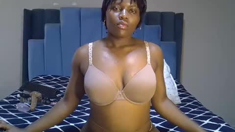 Moon online show from 04-24-26, 12:51