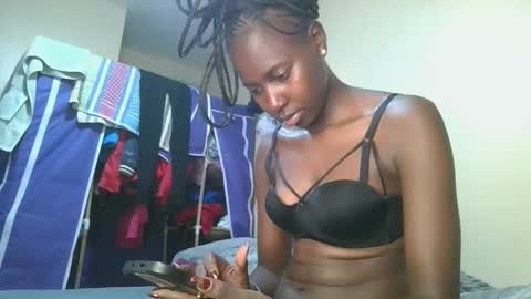 Snapshot of melaninblue chatting on 02-14-26, 12:46 melaninblue online show from 02-14-26, 12:46