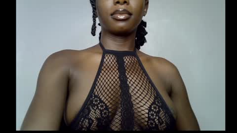 Snapshot of melanine_floral chatting on 01-30-25, 05:41 Praiz online show from 01-30-25, 05:41